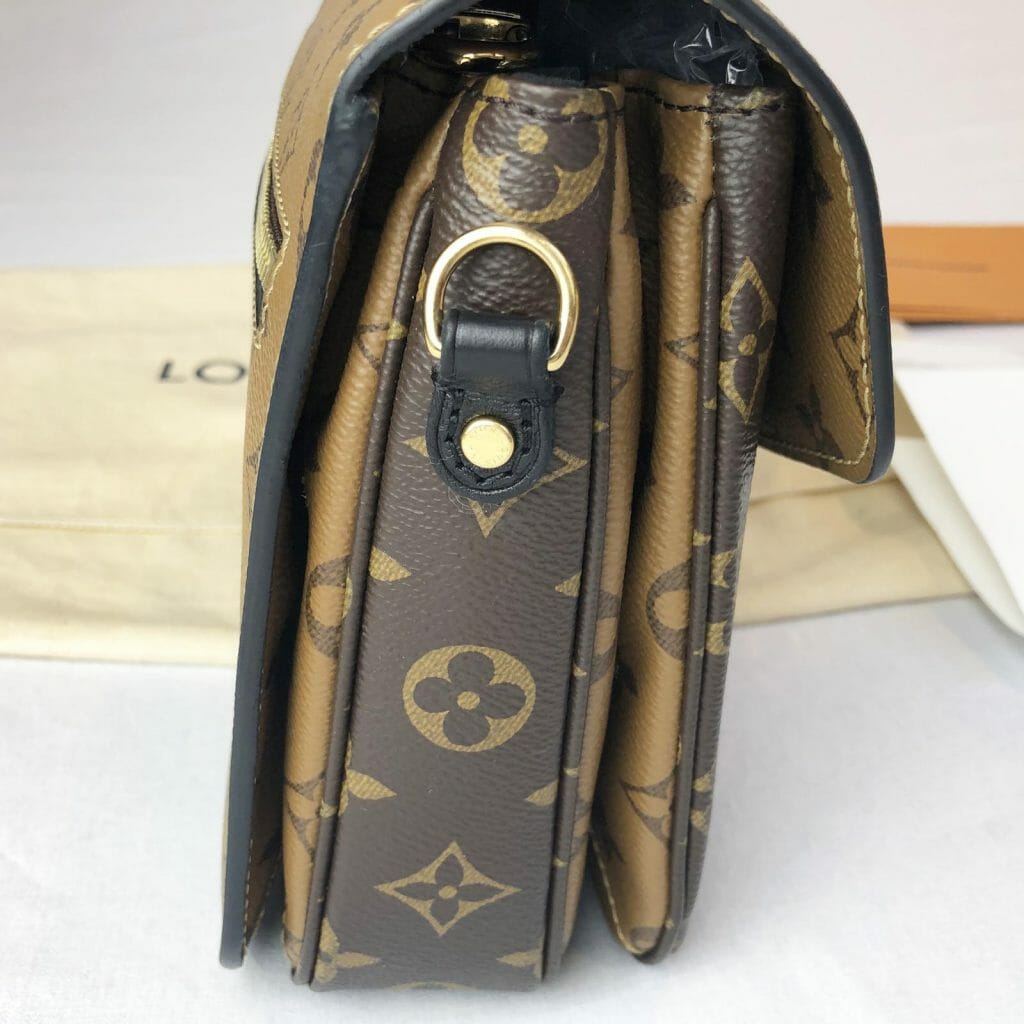 louis vuitton reverse pochette