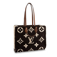 The ULTIMATE Louis Vuitton OnTheGo Tote Bag Guide + Outfit Video -  Handbagholic