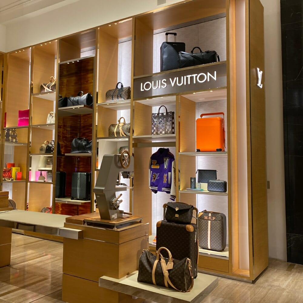 Louis Vuitton Handbag Store, Louis Vuitton